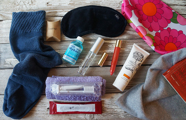 rsz_airline_amenity_kit
