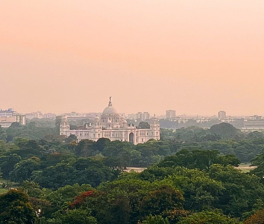 A view of Victorial Memorial at sunset from Glenburn Penthouse hotel